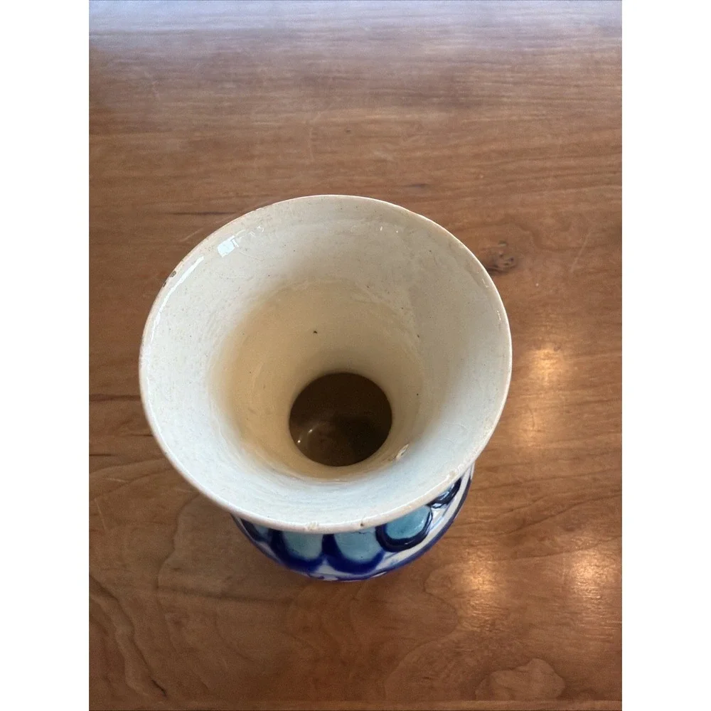 Hand Painted Kütahya Turkish Pottery Bud Vase Blue White‎ Floral Signed
